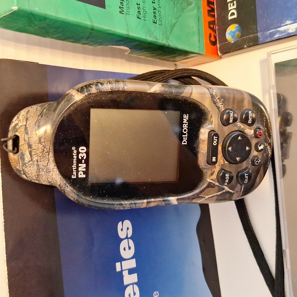 GPS Kit - Picture 2 of 2